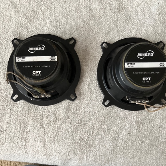 Soundstage 5.25 Inch Speakers - Picture 2 of 2